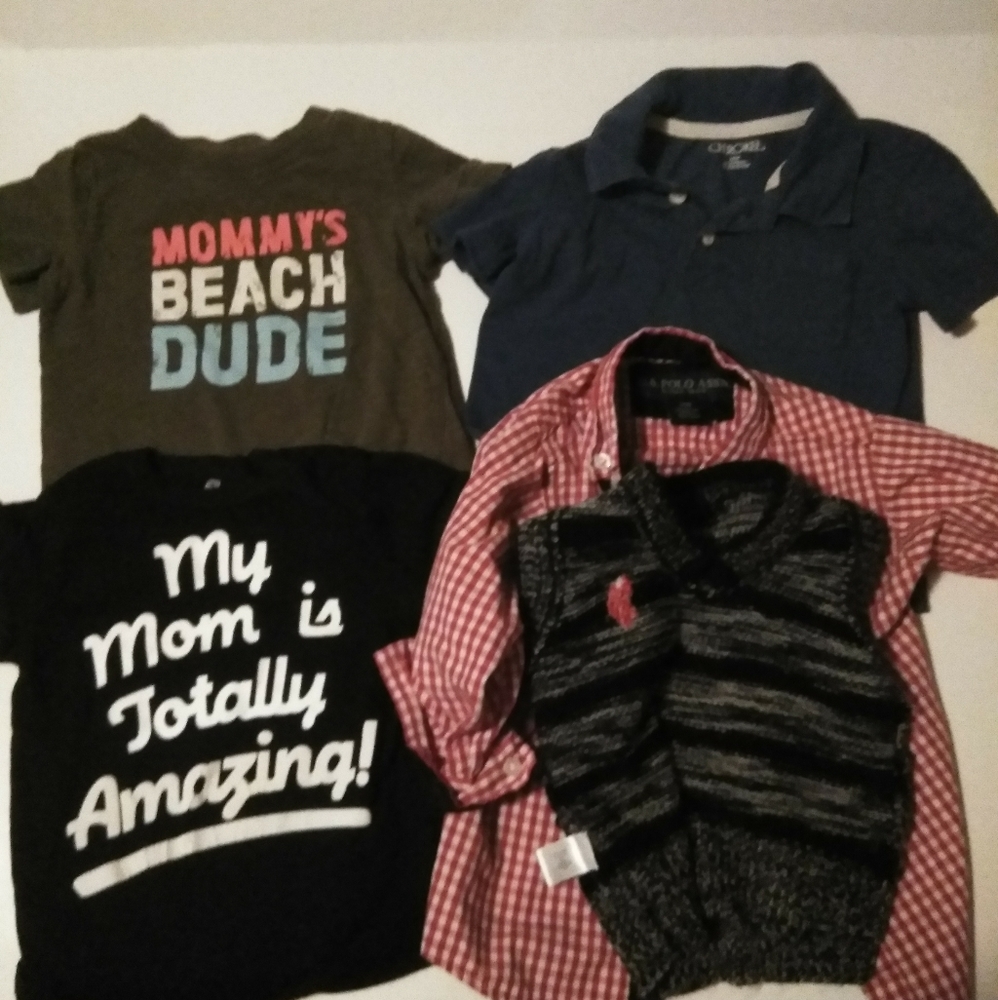 About 20 pieces of 12 month shirts